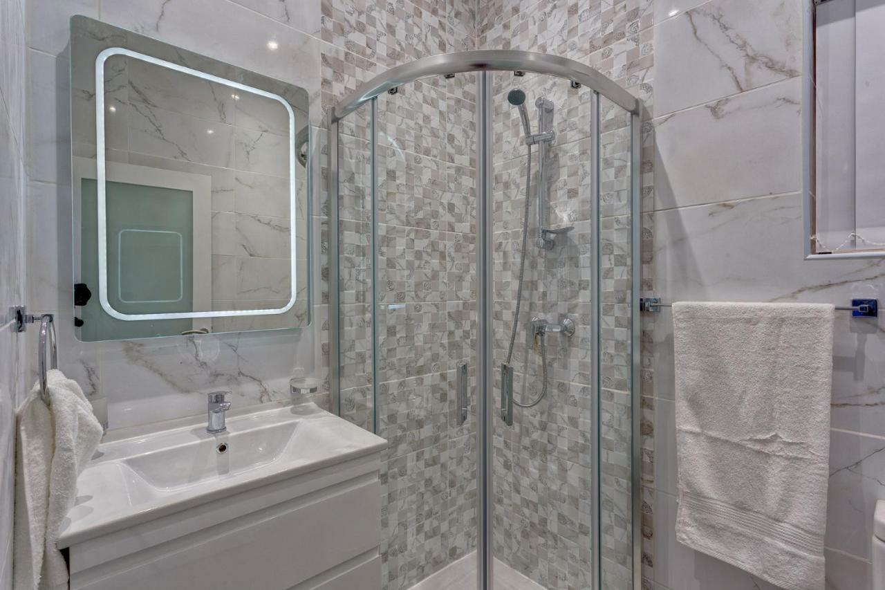 Stylish 3Br Apartment, Fantastic Location In Слима Экстерьер фото